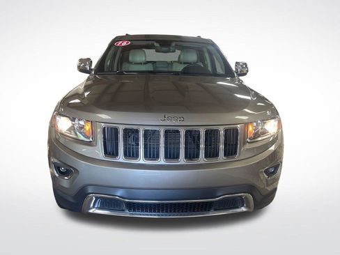 Used 2016 Jeep Grand Cherokee Limited w/ Trailer Tow Group IV AWD/4WD image 9
