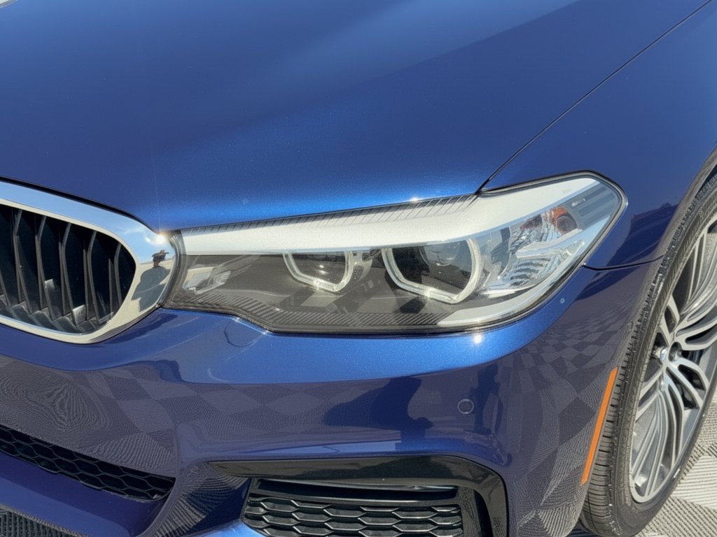Used 2018 BMW 530e xDrive AWD/4WD image 12