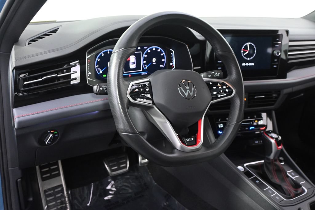 Used 2025 Volkswagen Jetta GLI Autobahn FWD image 12