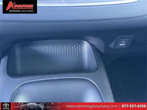 Certified 2025 Toyota Corolla LE image 33