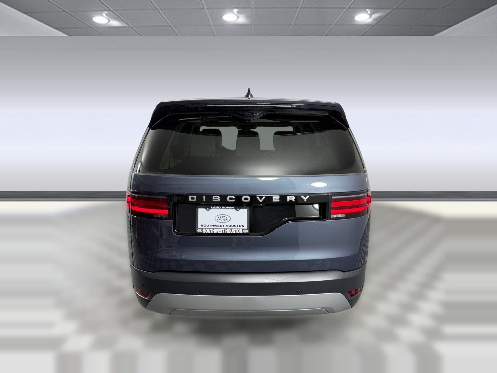 Used 2026 Land Rover Discovery S AWD/4WD image 10