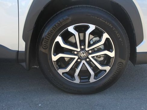 Used 2025 Toyota Corolla Cross AWD Hybrid image 38