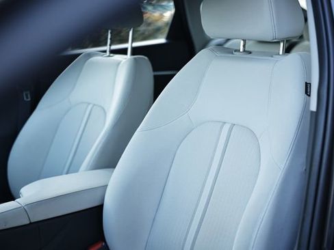 Used 2024 Hyundai Sonata SEL w/ Convenience Package image 20