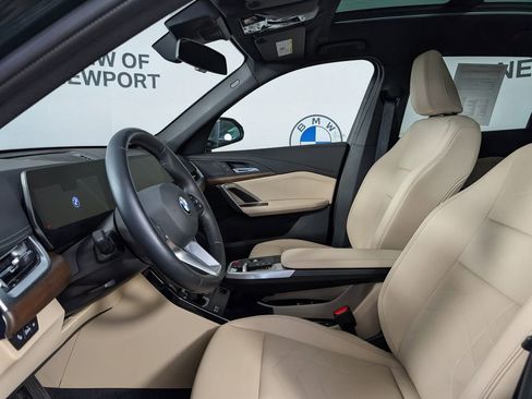 Certified 2024 BMW X1 xDrive28i w/ Convenience Package image 3