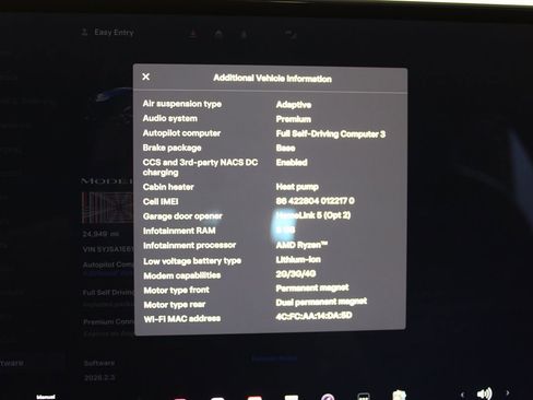 Used 2021 Tesla Model S Plaid image 18