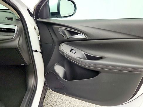 Used 2025 Buick Encore GX Preferred image 24