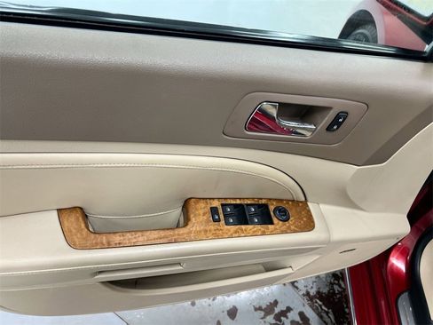 Used 2009 Cadillac STS V8 image 20