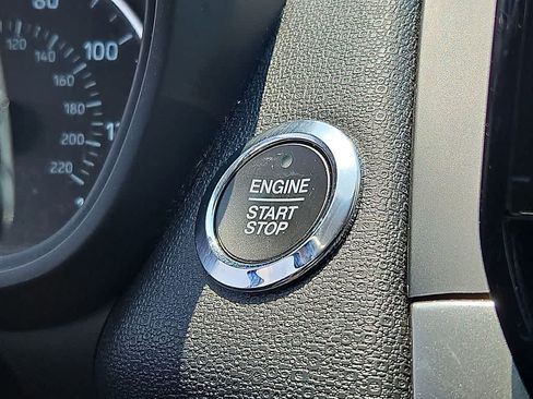 Used 2018 Ford EcoSport SE w/ SE Convenience Package FWD image 21