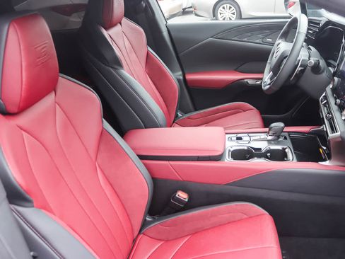 Certified 2025 Lexus RX 500h F Sport image 15