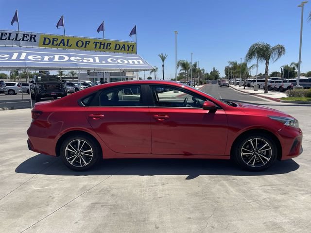 Used 2024 Kia Forte LXS FWD image 9
