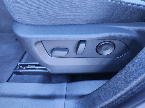 Used 2025 Buick Envision Sport Touring image 22