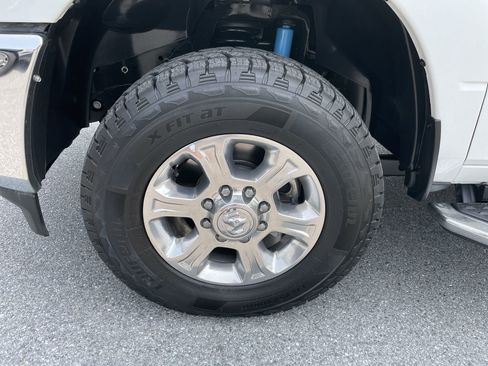 Used 2024 RAM 2500 Big Horn w/ Off Road Package image 10