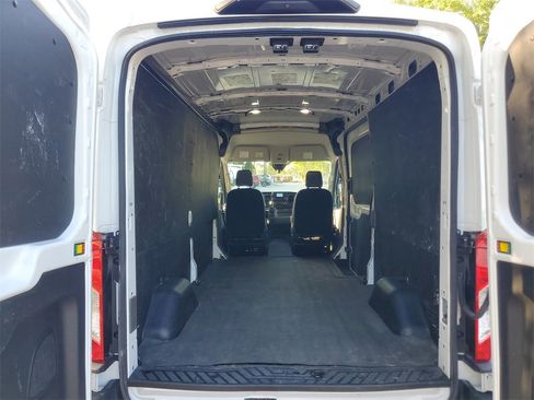 Used 2023 Ford Transit 250 Medium Roof AWD w/ Load Area Protection Package image 13