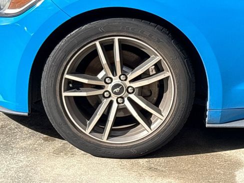 Used 2017 Ford Mustang Premium image 12