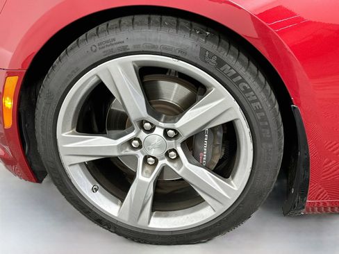 Used 2016 Chevrolet Camaro SS RWD image 33