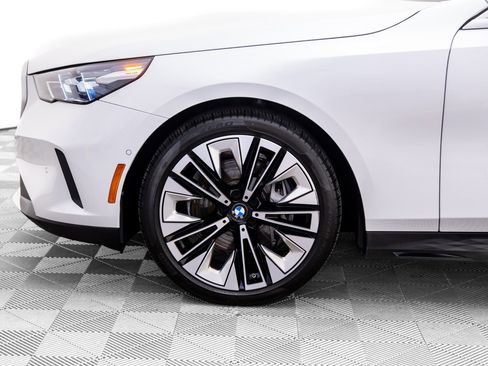 Certified 2024 BMW 540i xDrive 540i xDrive image 35