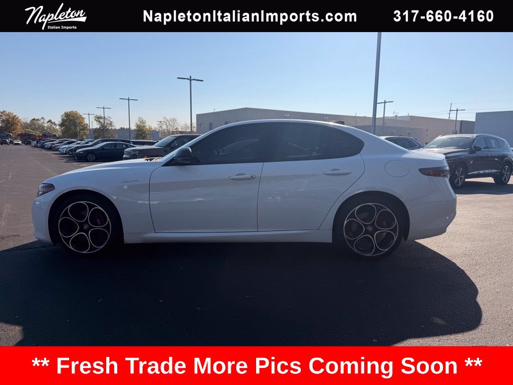Used 2024 Alfa Romeo Giulia Veloce AWD/4WD image 4