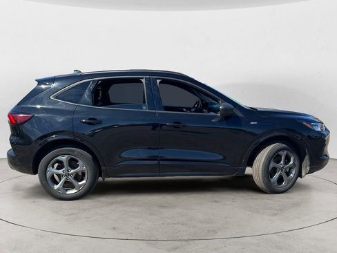 Used 2024 Ford Escape ST-Line image 2