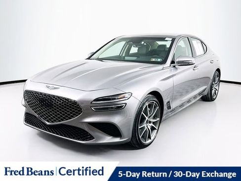 Used 2025 Genesis G70 2.5T image 3
