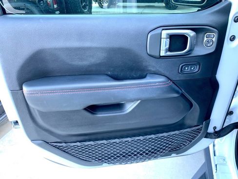 Used 2022 Jeep Gladiator Rubicon w/ LED Lighting Group image 11