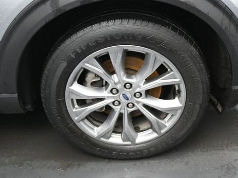 Used 2020 Ford Explorer XLT w/ Equipment Group 202A image 40