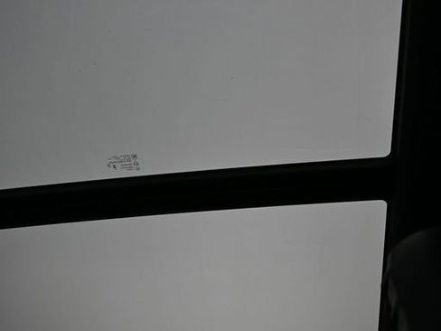 Used 2023 GMC Yukon XL SLT w/ SLT Luxury Package image 21