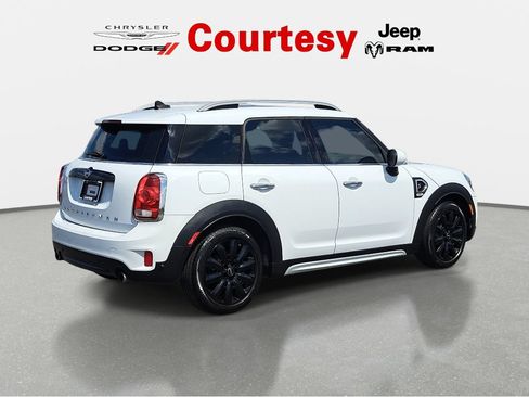 Used 2019 MINI Cooper Countryman S FWD image 3