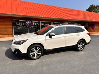 Used 2018 Subaru Outback 2.5i Limited image 1