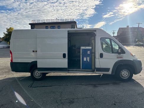 Used 2017 RAM ProMaster 3500 image 21