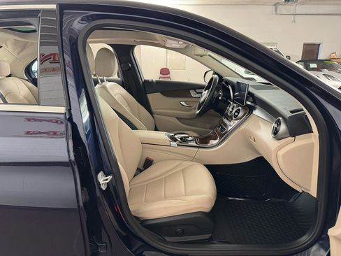 Used 2016 Mercedes-Benz C 300 C300 4MATIC Sedan w/Premium 2 image 37