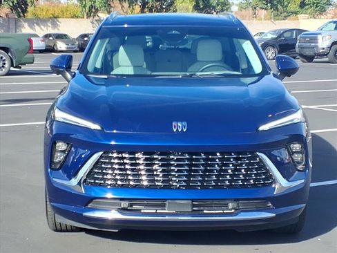 Used 2024 Buick Envision Avenir image 6