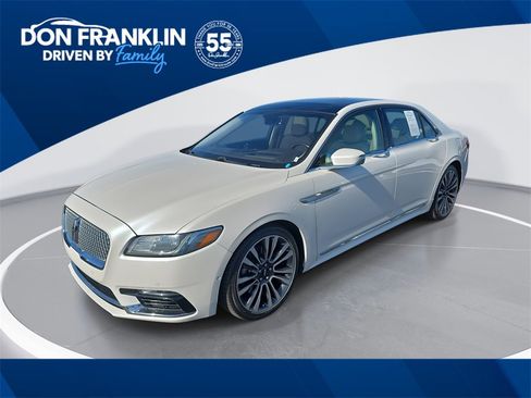 Used 2018 Lincoln Continental Reserve image 1
