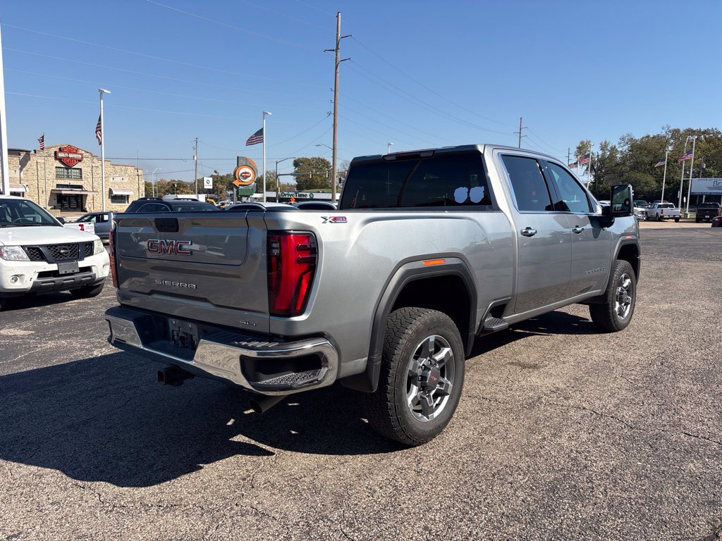 Used 2025 GMC Sierra 2500 SLT AWD/4WD image 7