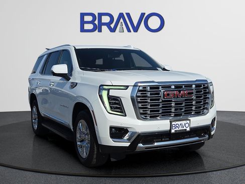Used 2025 GMC Yukon Denali AWD/4WD image 6