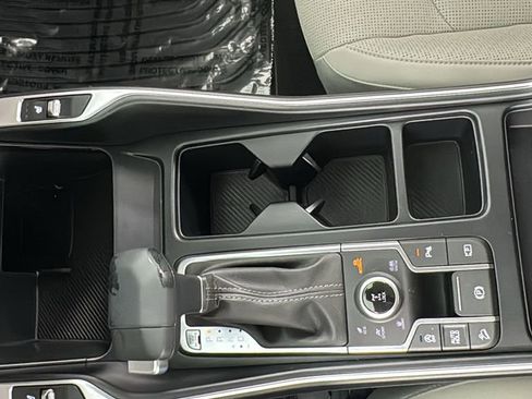 New 2025 Kia Sorento EX w/ Panoramic Sunroof Package image 30