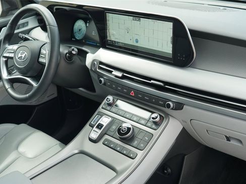Used 2023 Hyundai Palisade SEL w/ Premium Package FWD image 28