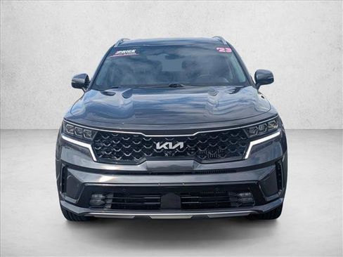 Used 2023 Kia Sorento SX Prestige image 2