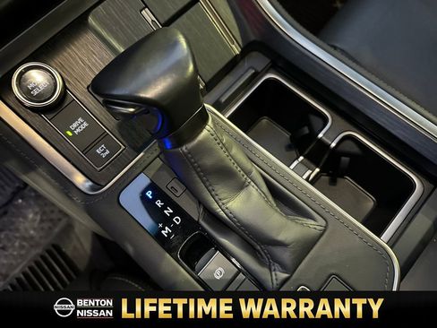 Used 2024 Lexus GX 550 image 25