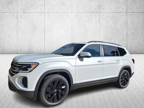 New 2026 Volkswagen Atlas SE image 1