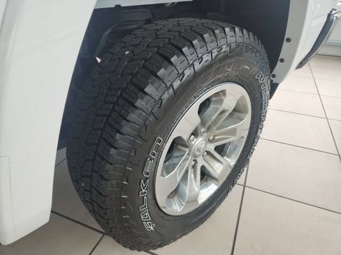 Certified 2021 RAM 1500 Laramie w/ Off Road Group AWD/4WD image 7