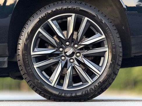 Used 2023 Cadillac Escalade ESV Sport image 18