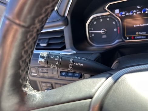 Used 2021 GMC Yukon Denali image 33