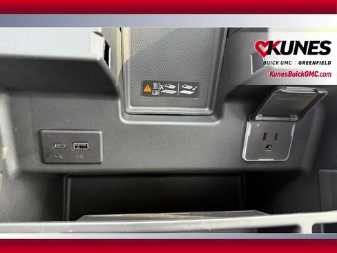 New 2026 GMC Sierra 1500 Elevation w/ Elevation Premium Package AWD/4WD image 31