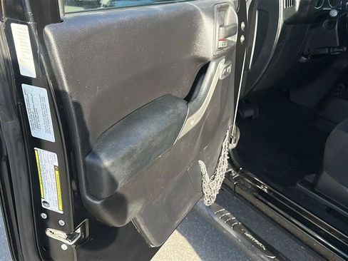 Used 2015 Jeep Wrangler Sport AWD/4WD image 20