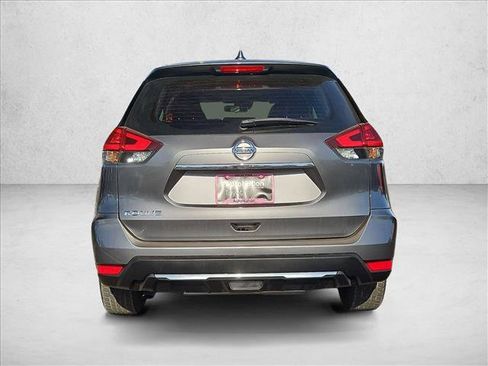 Used 2019 Nissan Rogue S FWD image 7