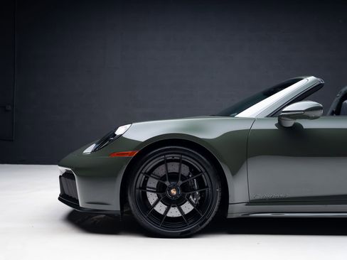 Used 2026 Porsche 911 Targa 4 GTS image 20