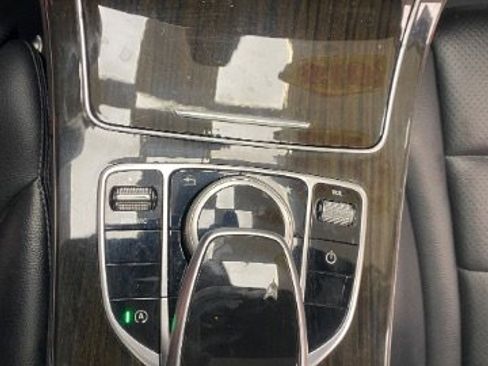 Used 2018 Mercedes-Benz C 300 Sedan w/ Multimedia Package image 21