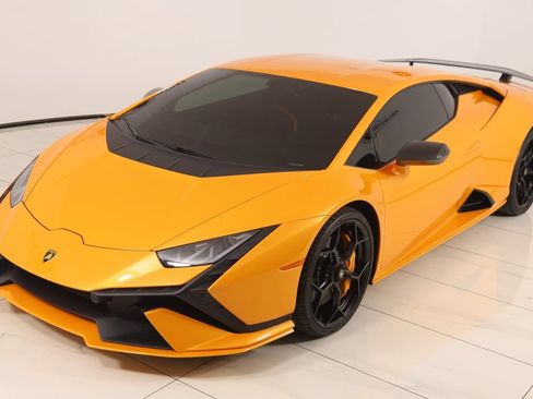 Used 2023 Lamborghini Huracan Tecnica image 31