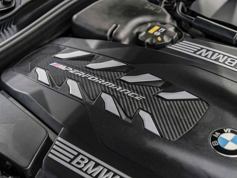 Used 2022 BMW M850i xDrive Coupe w/ Driving Assistance Package image 60