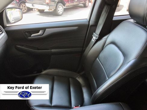 Used 2023 Ford Escape Platinum AWD/4WD image 45